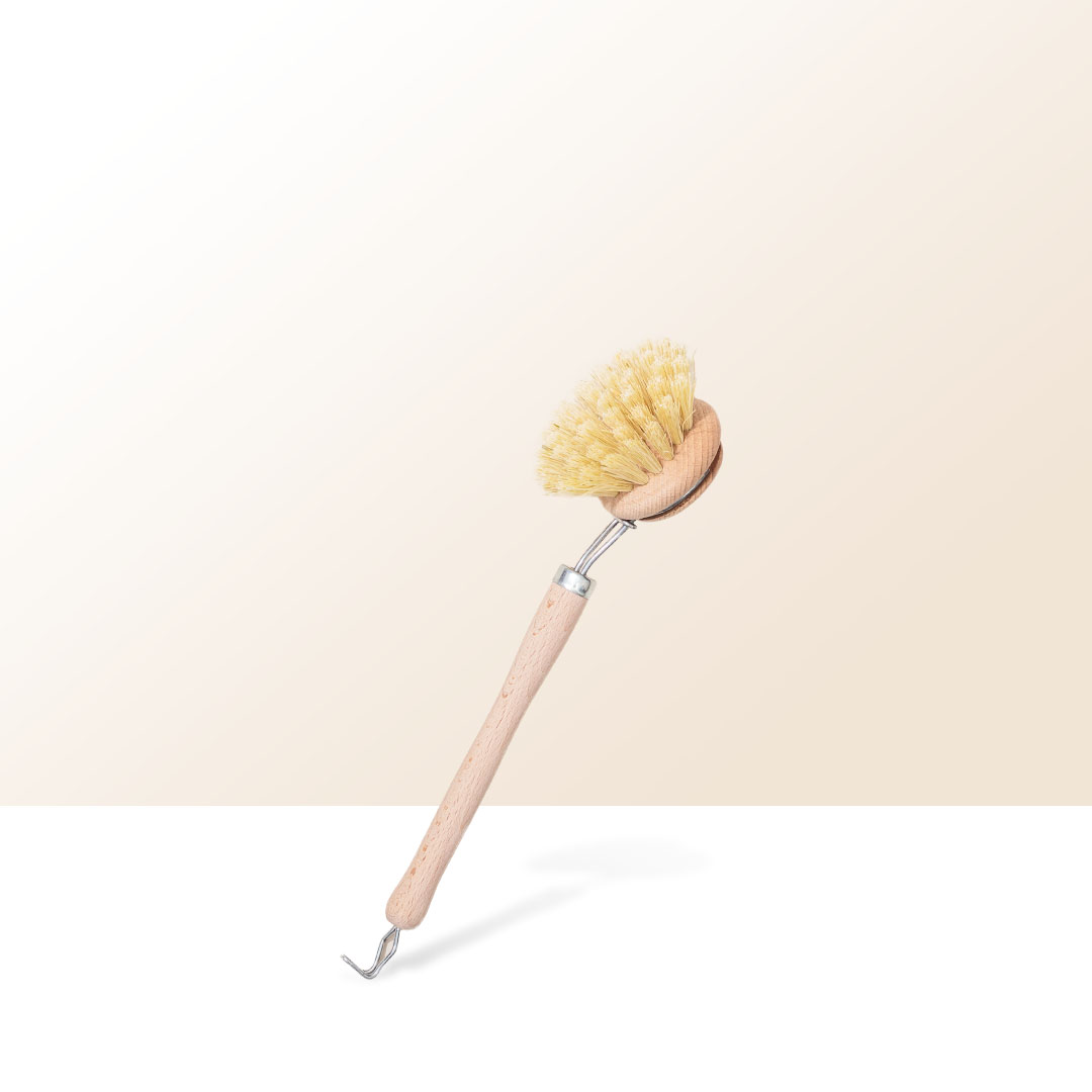 Dishwashing brush wood